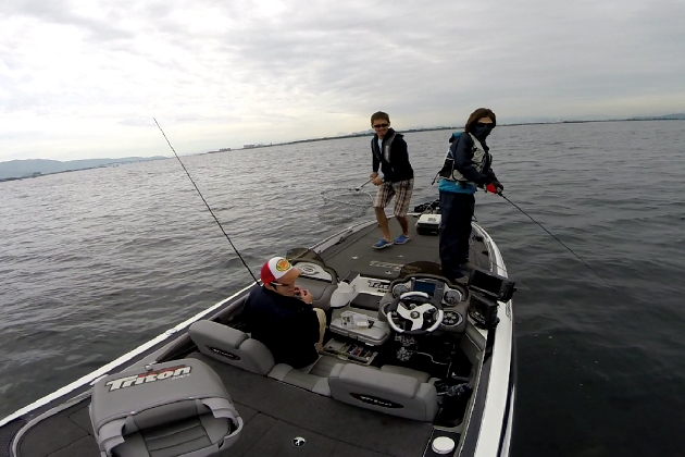 Goproでかっこいい釣り動画を撮るためにあると便利なソーラーチャージャー 釣り針ネックレス アクセサリー エルドラド
